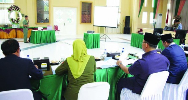 Sejumlah Calon Kepala sekolah mengikuti uji kepatutan dan kelayakan.