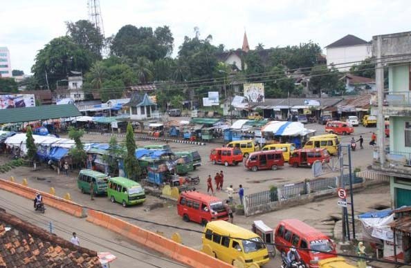 Pemkot Jambi sesegera mungkin  membangun Terminal Rawasari menjadi dua lantai. Dimana, untuk lantai dasar khusus mobil Angkutan Kota (Angkot) dan lantai kedua untuk pedagang kuliner atau asesoris. 