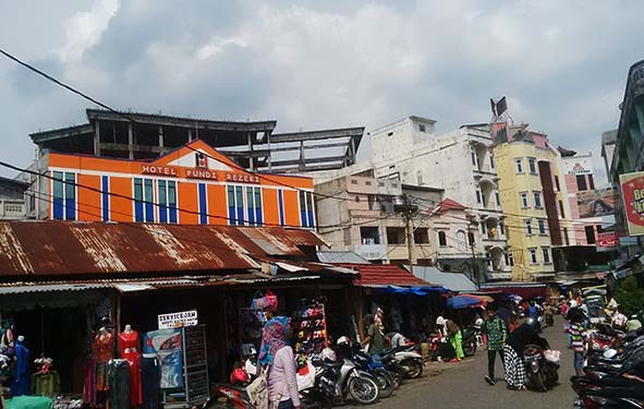 Situasi di kawasan Hotel Pundi dan Malioboro Pasar Kota Jambi.
