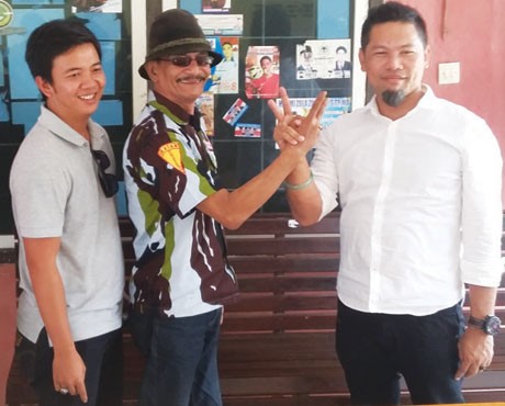 Nizam Maqar, Ketua DPD IPK Bungo salam komando bersama Cecep Suryana, direktur media center ZZ-FU.jpg