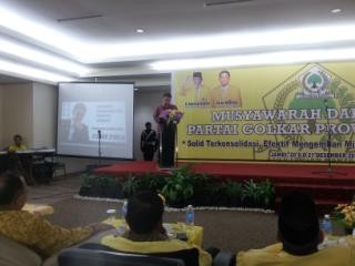 Gubernur terpilih, Zumi Zola memberikan sambutan di Musda IX.