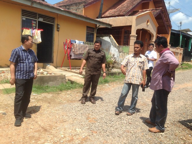 Komisi II cek pengerjaan jalan lingkungan di kawasan Bogenvile Kelurahan Kenali Besar