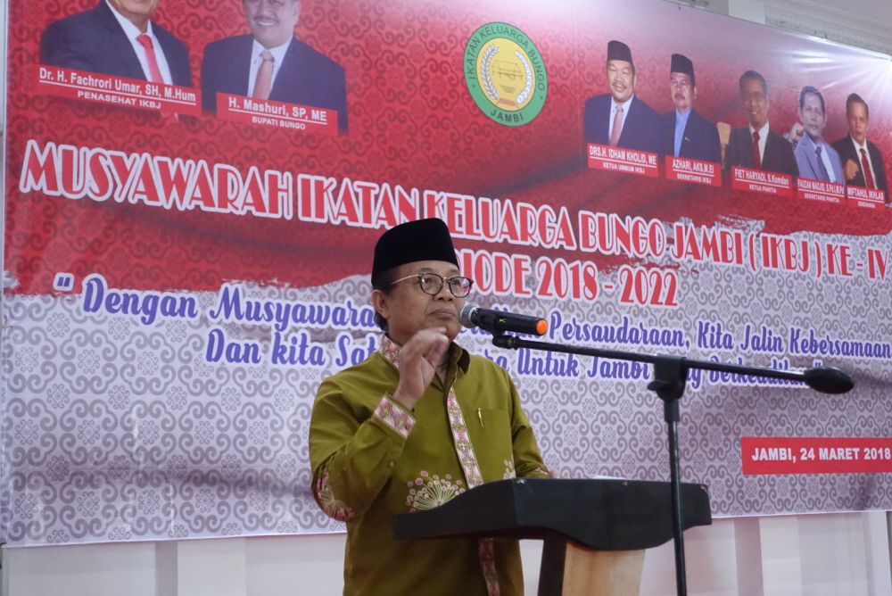 Wakil Gubernur (Wagub) Jambi yang merupakan Penasehat Ikatan Keluarga Bungo Jambi (IKBJ), Dr.Drs.H.Fachrori Umar,M.Hum