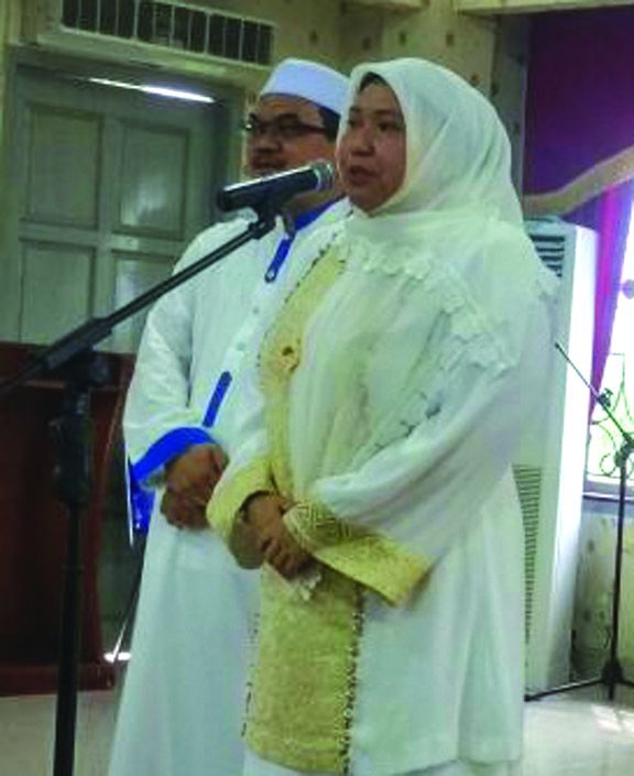 Bupati Masnah menyampaikan sambutan pada acara open house