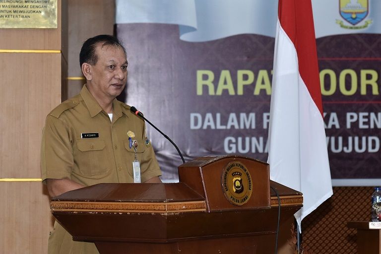 Sekda Provinsi Jambi Drs. H. M. Dianto, M. Si,