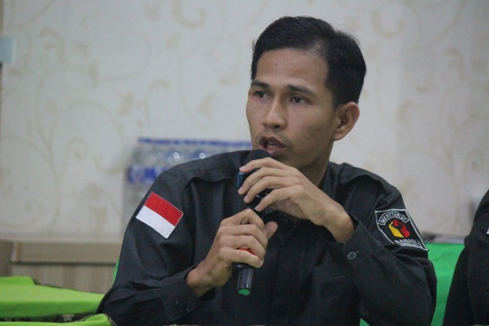 Yasril