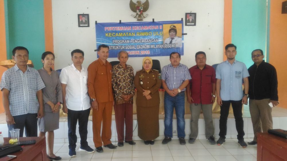 Foto Bersama Pertemuan Kecamatan
