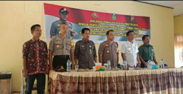 Deklarasi Pemilu Damai yang digelar Oleh Polsek Sumay
