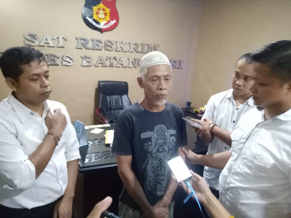 Nursaid Ketika Diwawancara Media di Mapolres Batanghari