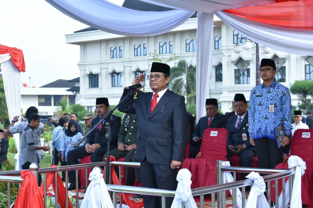 Plt Gubernur Jambi Fachrori Umar