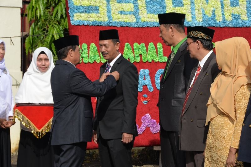 Hari Amal Bakti ke-73 Kementerian Agama Tahun 2019, bertempat di lapangan depan Kantor Wilayah Kementerian Agama (Kanwil) Provinsi Jambi,