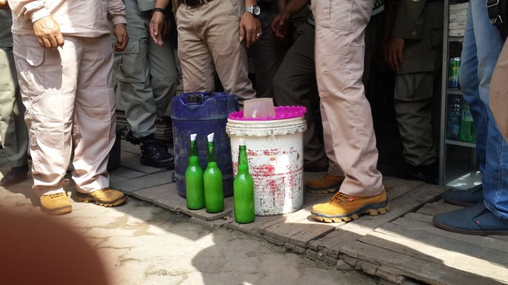 Minuman Tuak yang diamankan Usai Razia yang dilakukan Jumat Lalu
