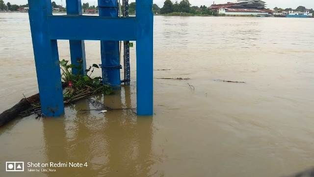 Debit Sungai Batanghari Terus Mengalami Kenaikan dan Jambi Mendekati Siaga 3