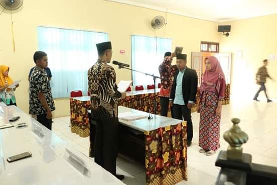 Jalannya PAW dua orang PPK Pelawan dan Singkut, Kamis (21/2), siang. 