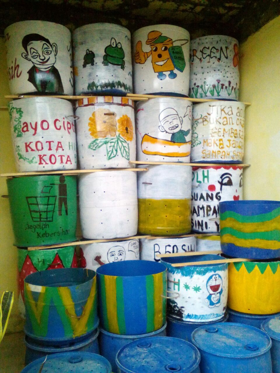 Tempat sampah drum plastik produksi DLH Tanjabbar