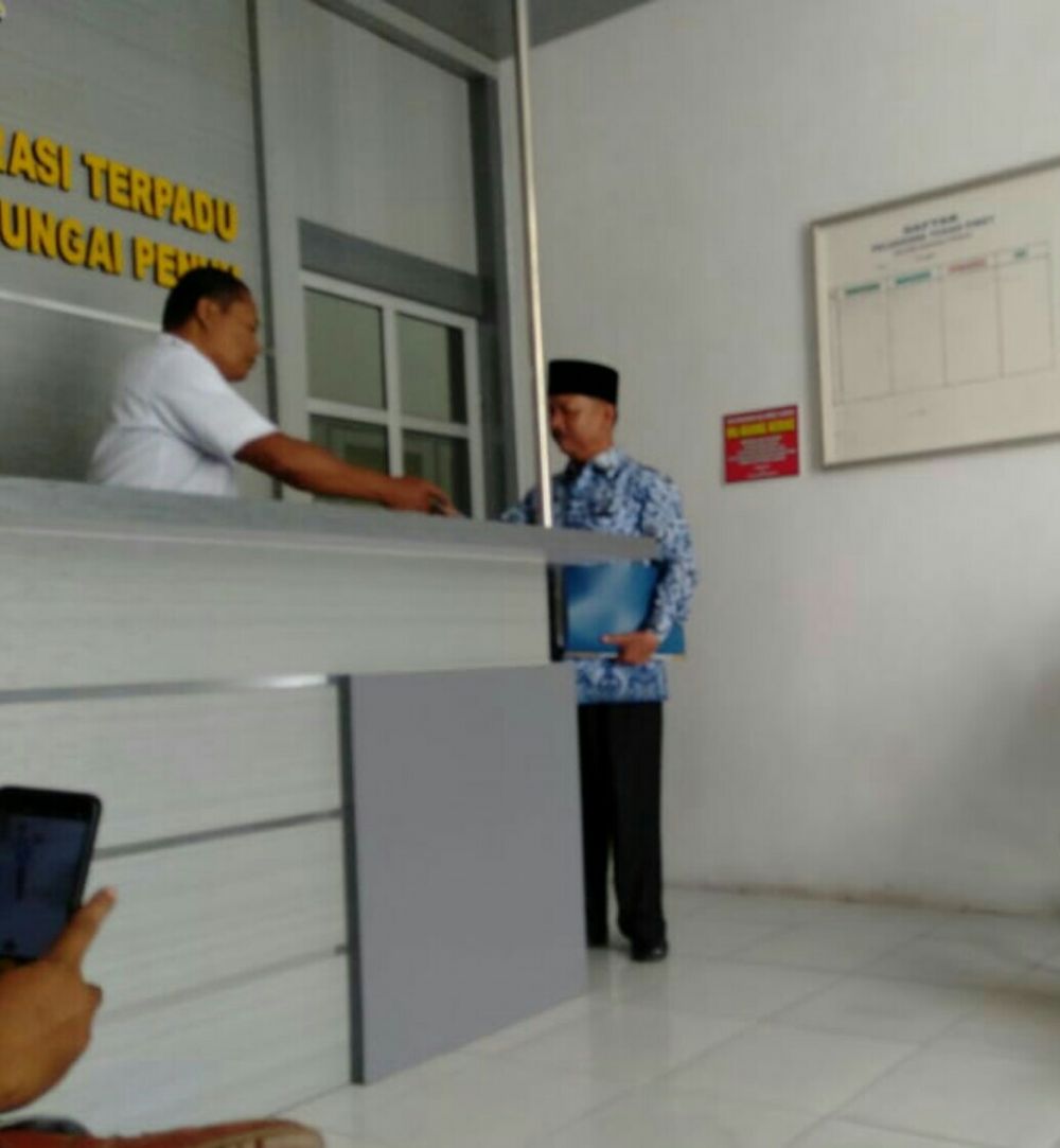 Darifus kelapa BPBD Kerinci, Saat Memenuhi Panggilan Kejaksaan Sungaipenuh, kemarin.