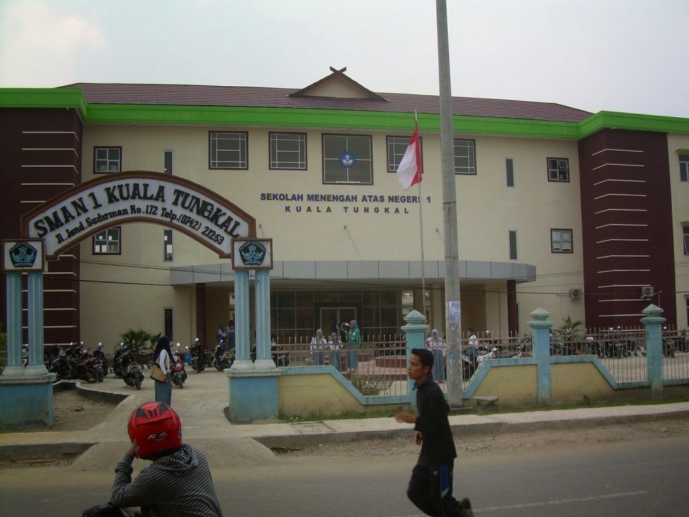 SMAN 1 Kualatungkal