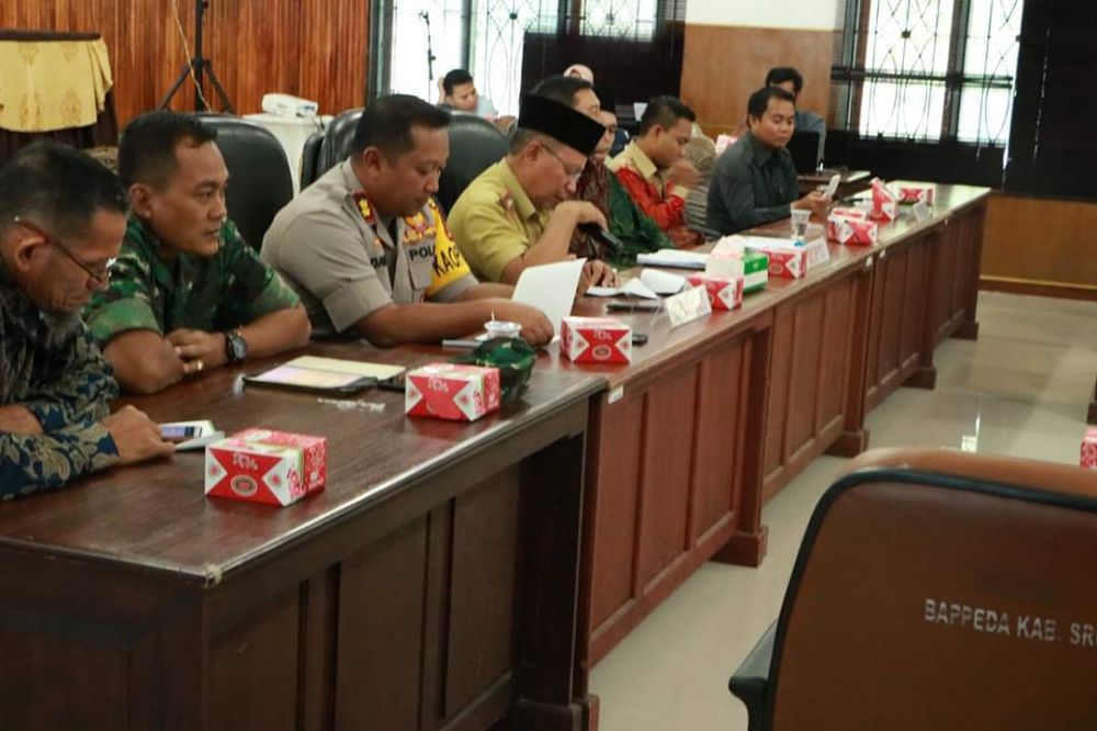 Suasana rapat evaluasi fasilitasi kampanye Pemilu 2019 yang dilaksanakan KPU Sarolangun