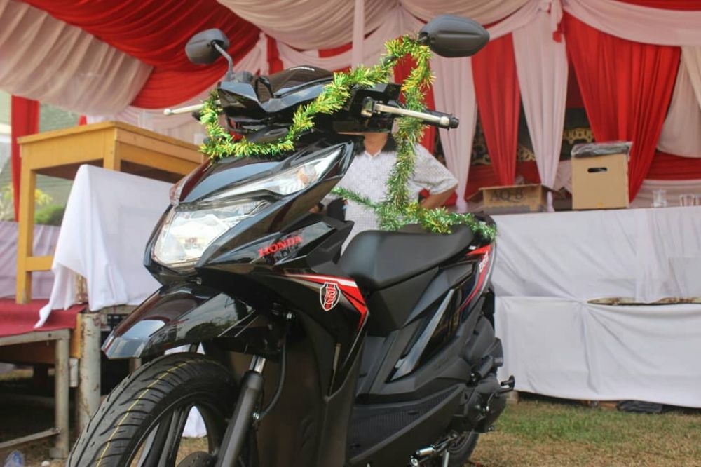 Sepeda motor yang jadi hadiah semarak merah putih di lapangan Kantor  Walikota.