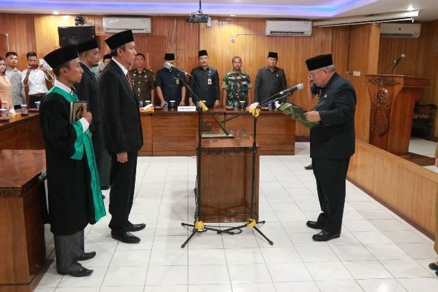Safrial melantik Sanusi jadi Sekda Tanjabbarat