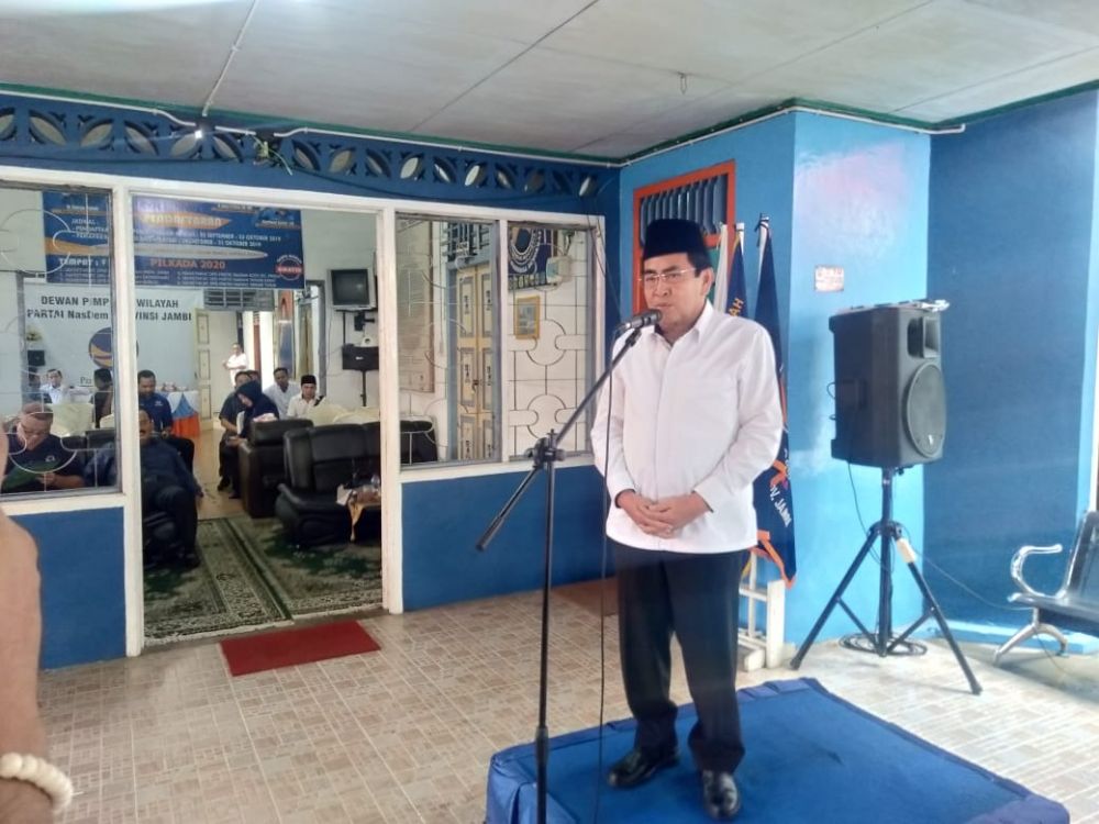 AJB menyampaikan visi misi di kantor Nasdem