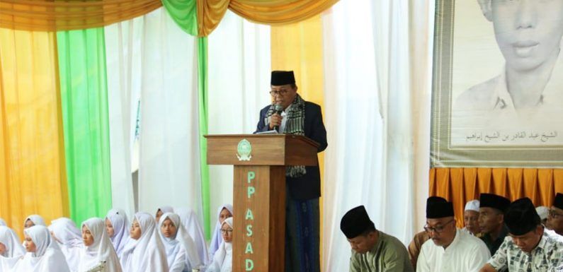 Gubernur Jambi, Dr Drs H Fachrori Umar, M Hum