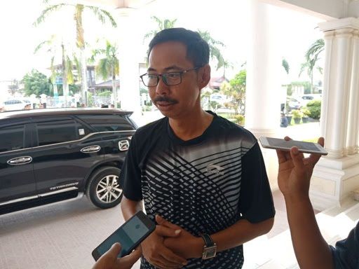 Encep Zakarsih.