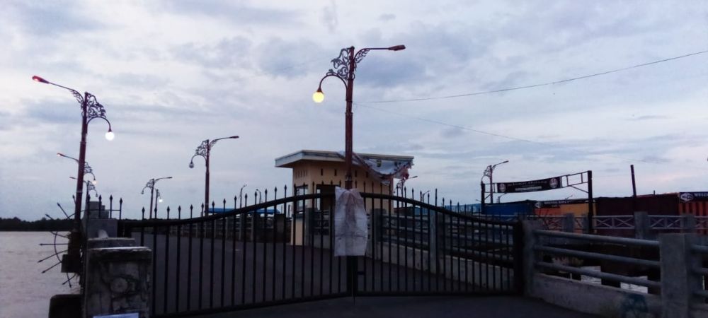 Salah satu lokasi keramaian di kualatungkal ditutup.
