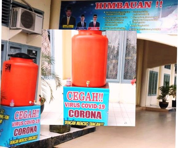 Tangki air bersih dan antiseptic gel disiapkan di gedung DPRD Sarolangun 