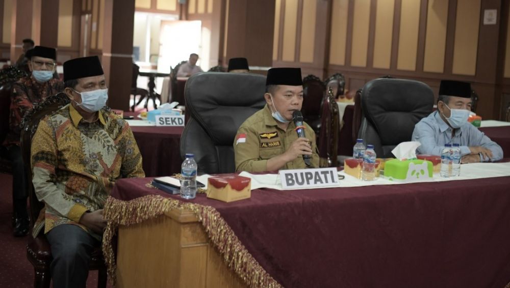 Al Haris melaporkan kondisi merangin.