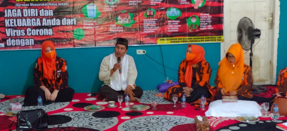 Kegiatan solawat dan ceramah agama yang digelar Srikandi PP Tebo