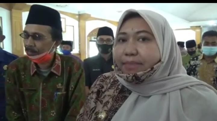 Bupati Masnah