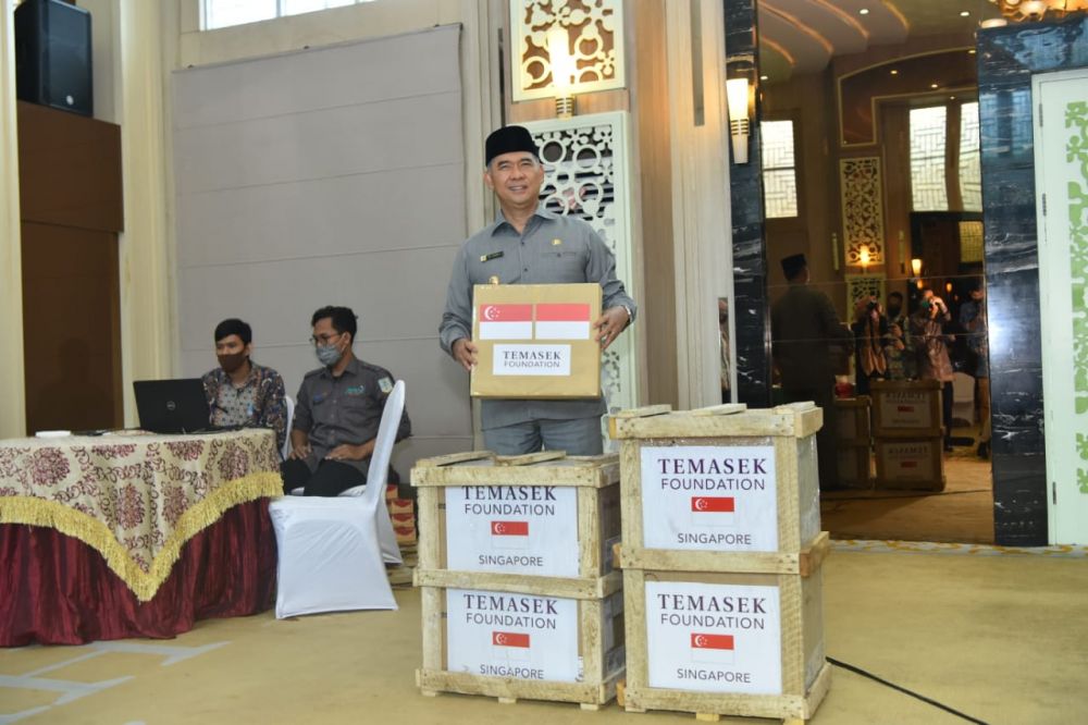 Walikota  Jambi Sy Fasha