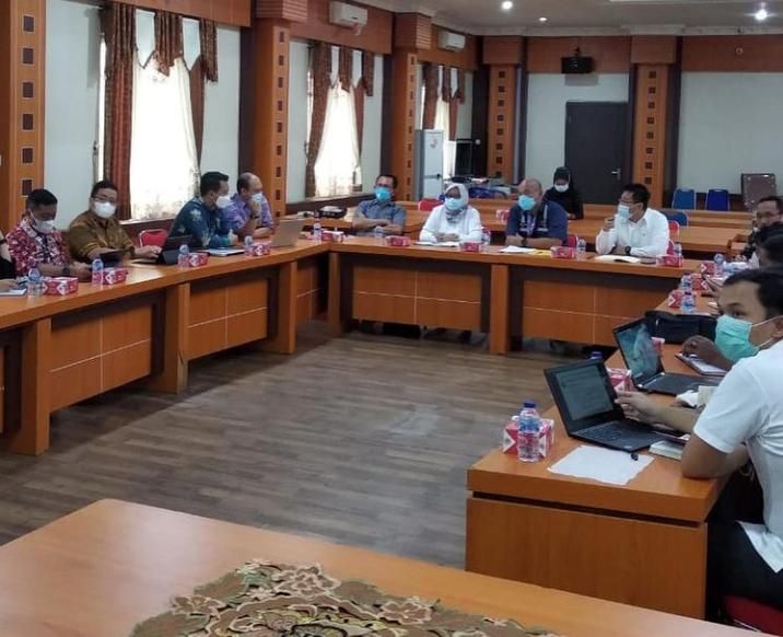 Dinas Pekerjaan Umum dan Perumahan Rakyat (PUPR) Provinsi Jambi menggelar rapat bersama pihak terkait guna membahas duplikasi pembangunan jembatan tersebut.