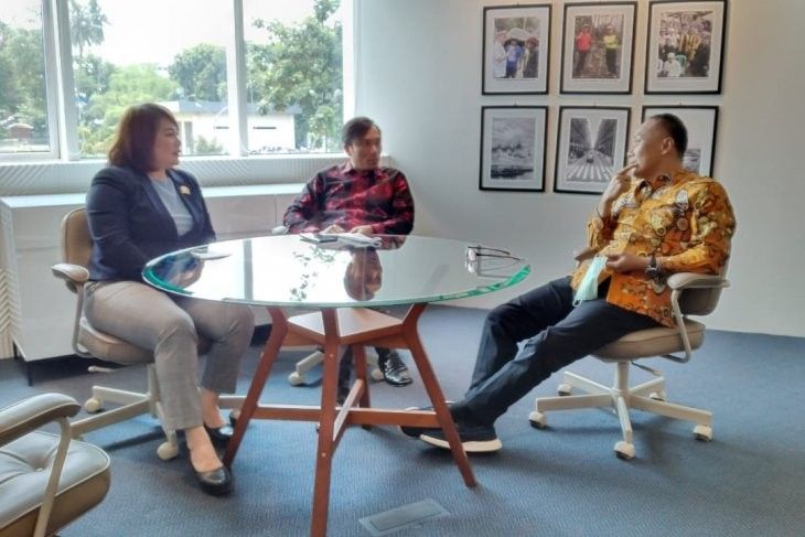 Ketua DPRD Provinsi Jambi, Edi Purwanto berkonsultasi dengan Dirjen Dukcapil, Zudan Arif Fakrulloh, Rabu (21/4)