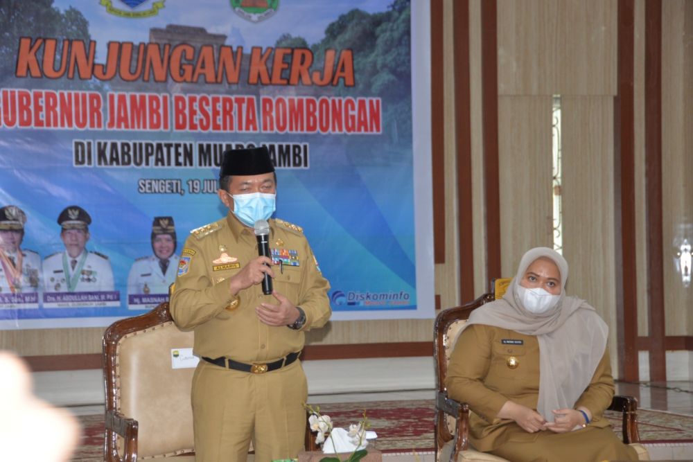 Gubernur Jambi Al Haris saat kunjungan ke Kabupaten Muaro Jambi 