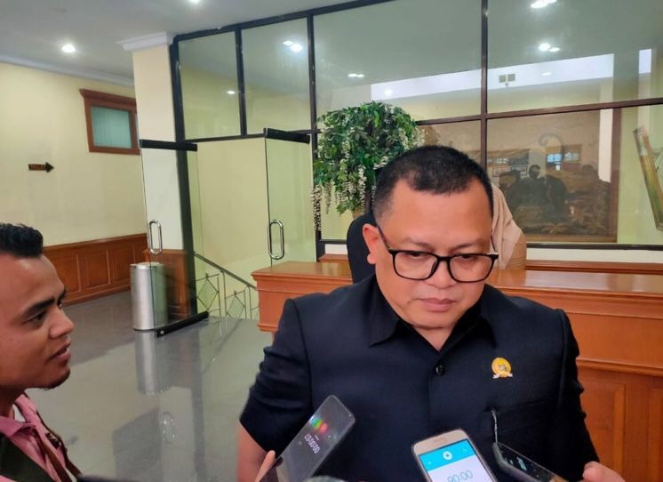 Ketua Komisi III DPRD Provinsi Jambi Fauzi Ansori