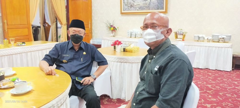 H Cek Endra bersama Chairul 