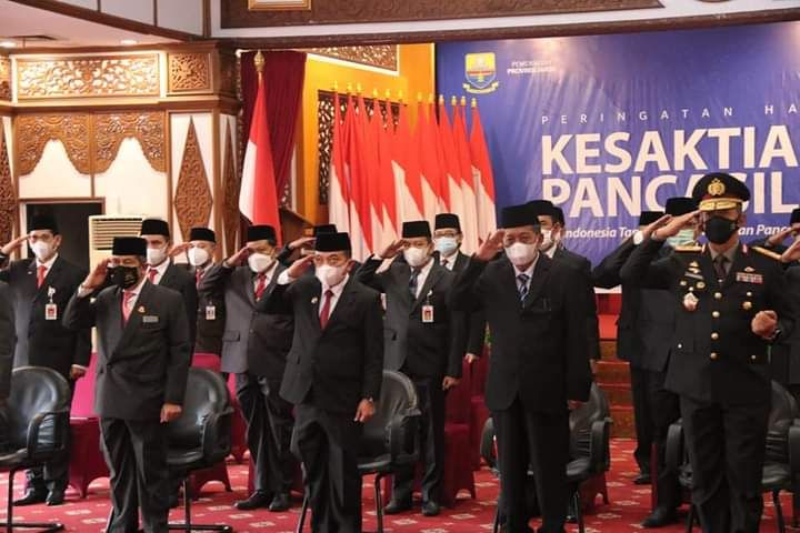 Gubernur bersama Wakil Gubernur Jambi, Forkopimda dan OPD lingkup Provinsi Jambi Melaksanakan Upacara Peringatan Hari Kesaktian Pancasila aecara Virtual. 