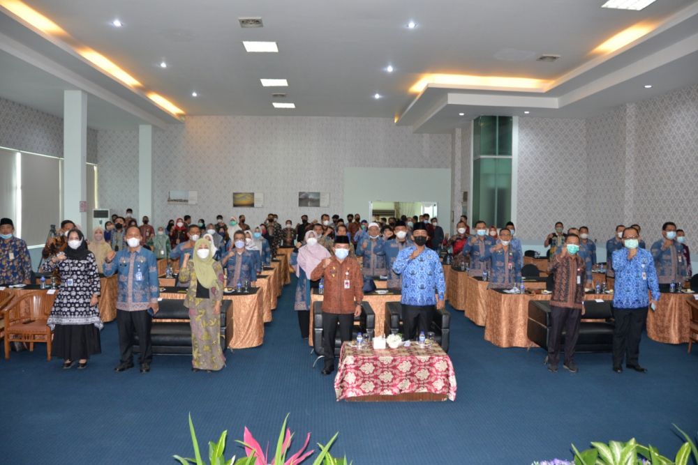 Rapat Koordinasi Sosial se Provinsi Jambi Tahun 2022, yang berlangsung di Hotel Shang Ratu Jambi, Kamis (17/02/2022).