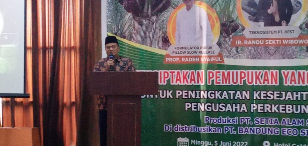Maulana 