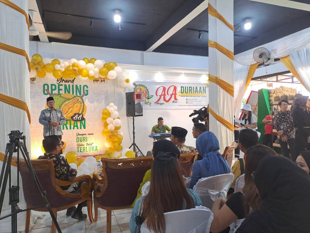 Peresmian Outlet Angga Durian di Kota Jambi, Jumat (11/11/2022)