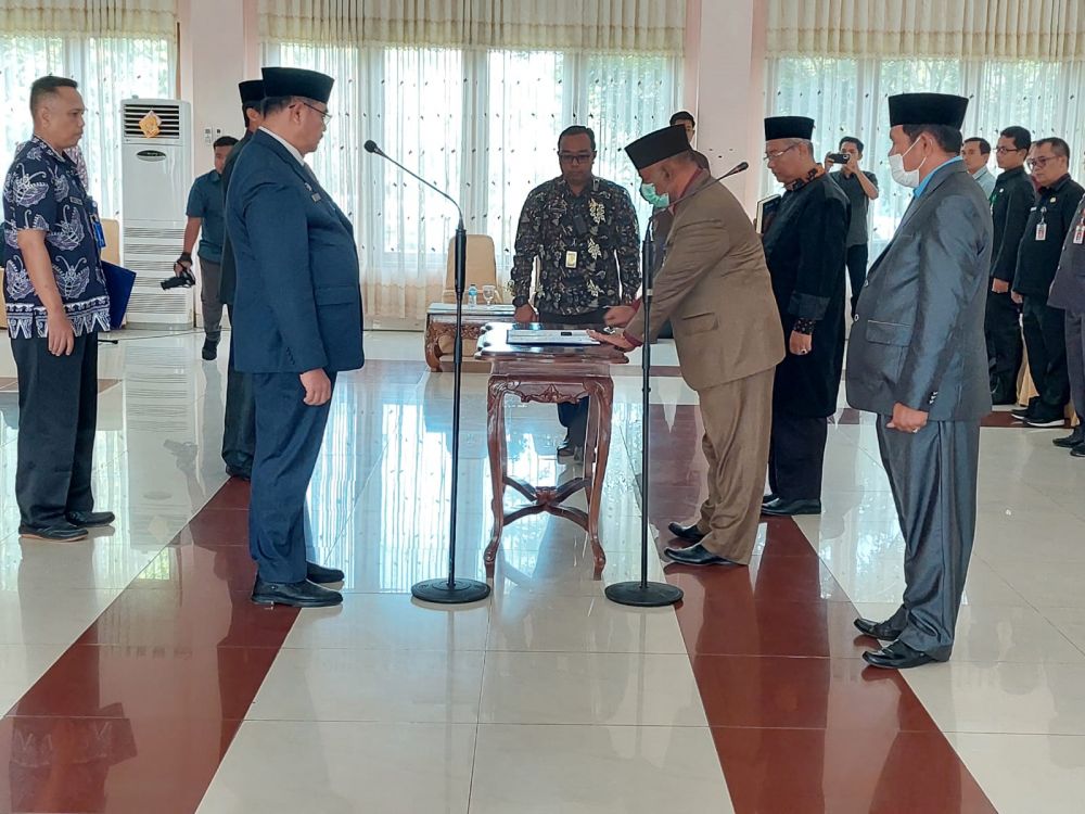 Sekda Tebo melantik dua pejabat eselon II dilingkungan Pemkab Tebo