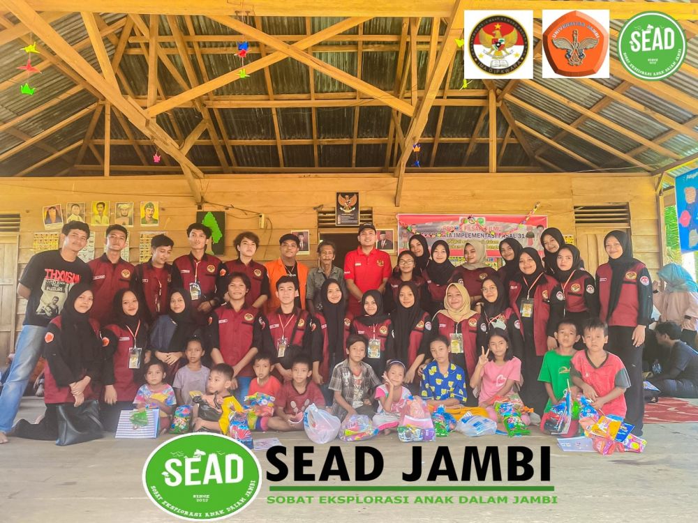 Dosen dan Mahasiswa PPPKn Universitas Jambi Bersama Tim Sead Mengimplementasikan Project Citizen Kepada Suku Anak Dalam 