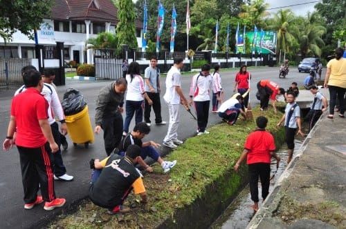 Yola depita sari dan Sonia. Mahasiswa Kesehatan Masyarakat UAD
