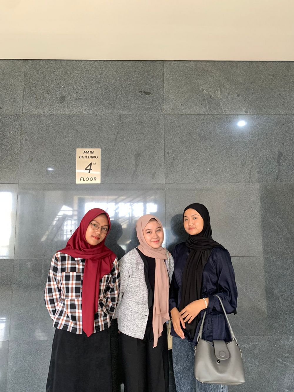Intan Pertiwi, Khanisa Khalimatul Rofikoh, Fadhilatun Nisa Pohan, Satria Galih Samodra
