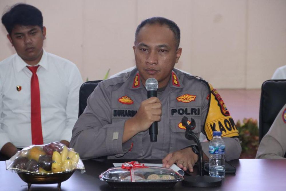 AKBP Muharman  Arta