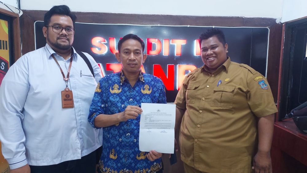 Kadisbunak didampingi kuasa hukum Pemkab dan Kabag Hukum Setda Tanjabbar