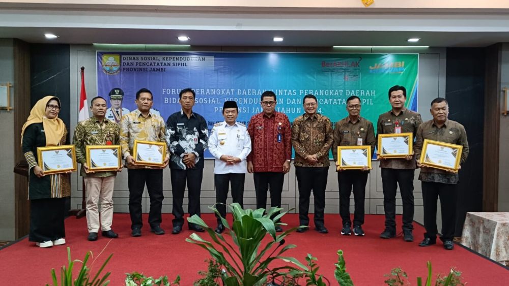Gubernur Jambi Al Haris Buka Forum Perangkat Daerah Bidang Sosial Dukcapil. 