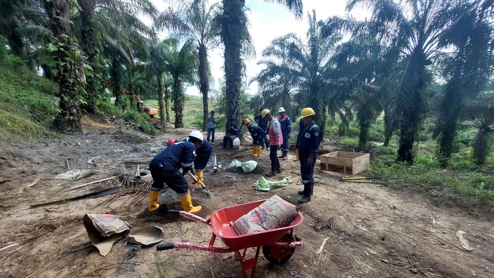 Tim gabungan telah berhasil menutup 382 sumur tambang illegal dari 149 sumur yang ditargetkan.